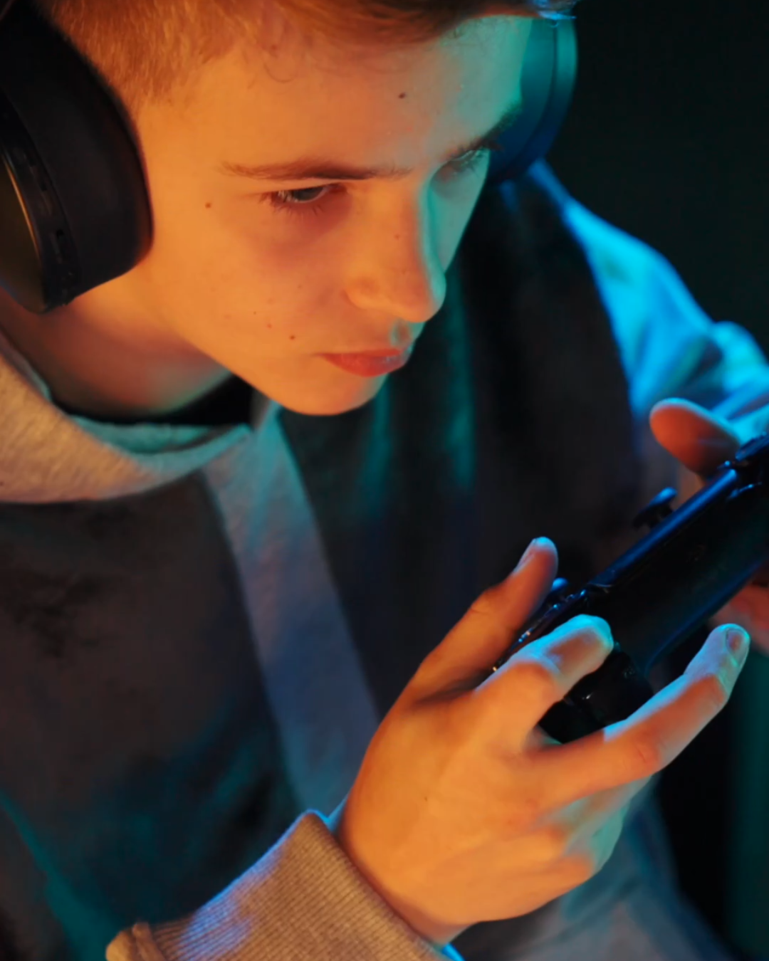 SWHD - GAMER HOODIE - GREY EDITION
